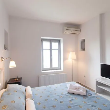 Parian Hill * Páros